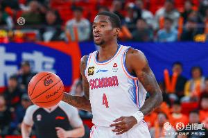 万博体育APP-媒体人：萨姆纳至少目前还没有加盟广东