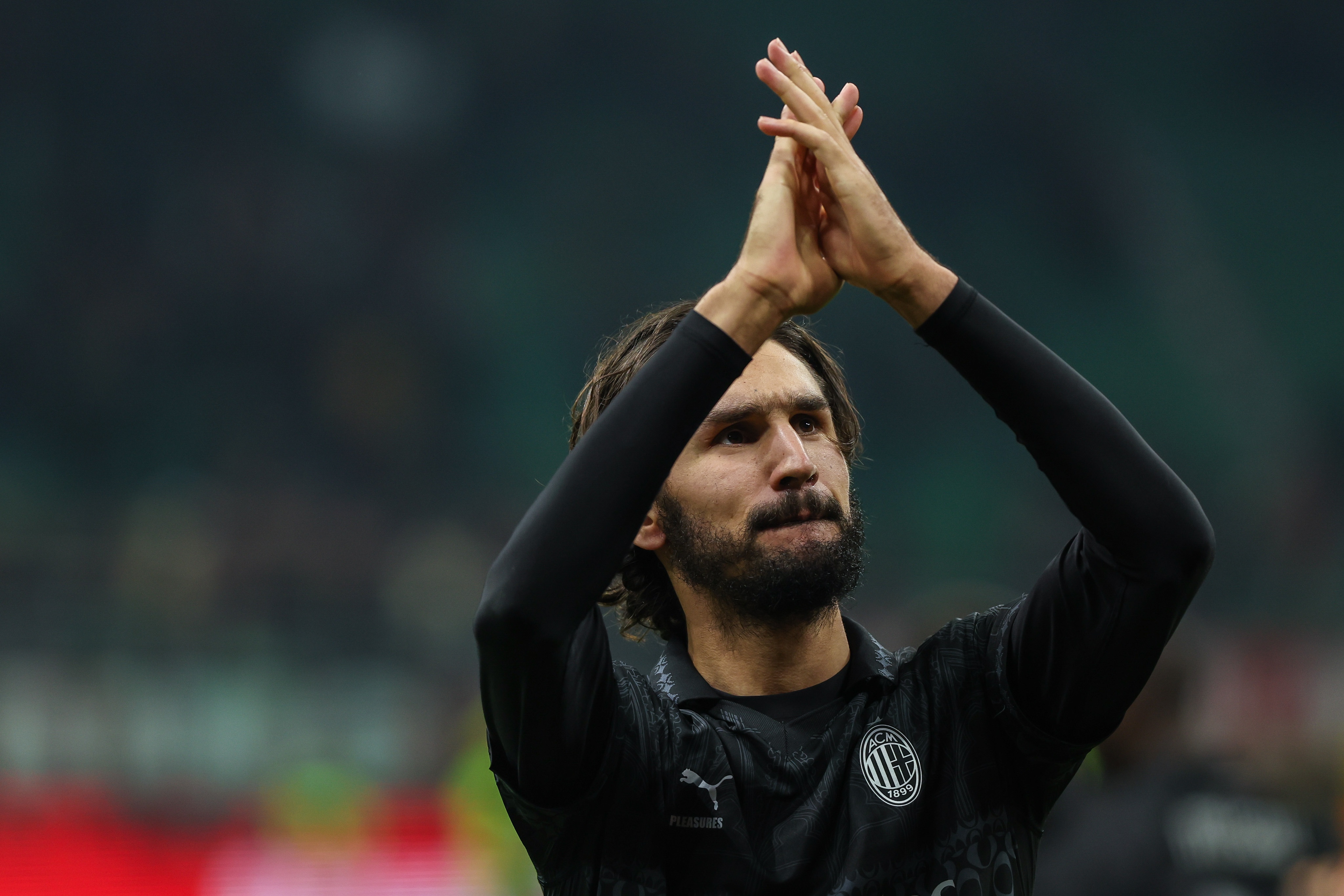 万博体育入口-罗马诺确认阿德利转会利雅得青年人，交易总额达700万欧元